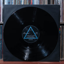 Load image into Gallery viewer, Pink Floyd - The Dark Side Of The Moon - w/ SHRINK HYPE & ALL INSERTS - USA & Canada 2022, NM/NM 3