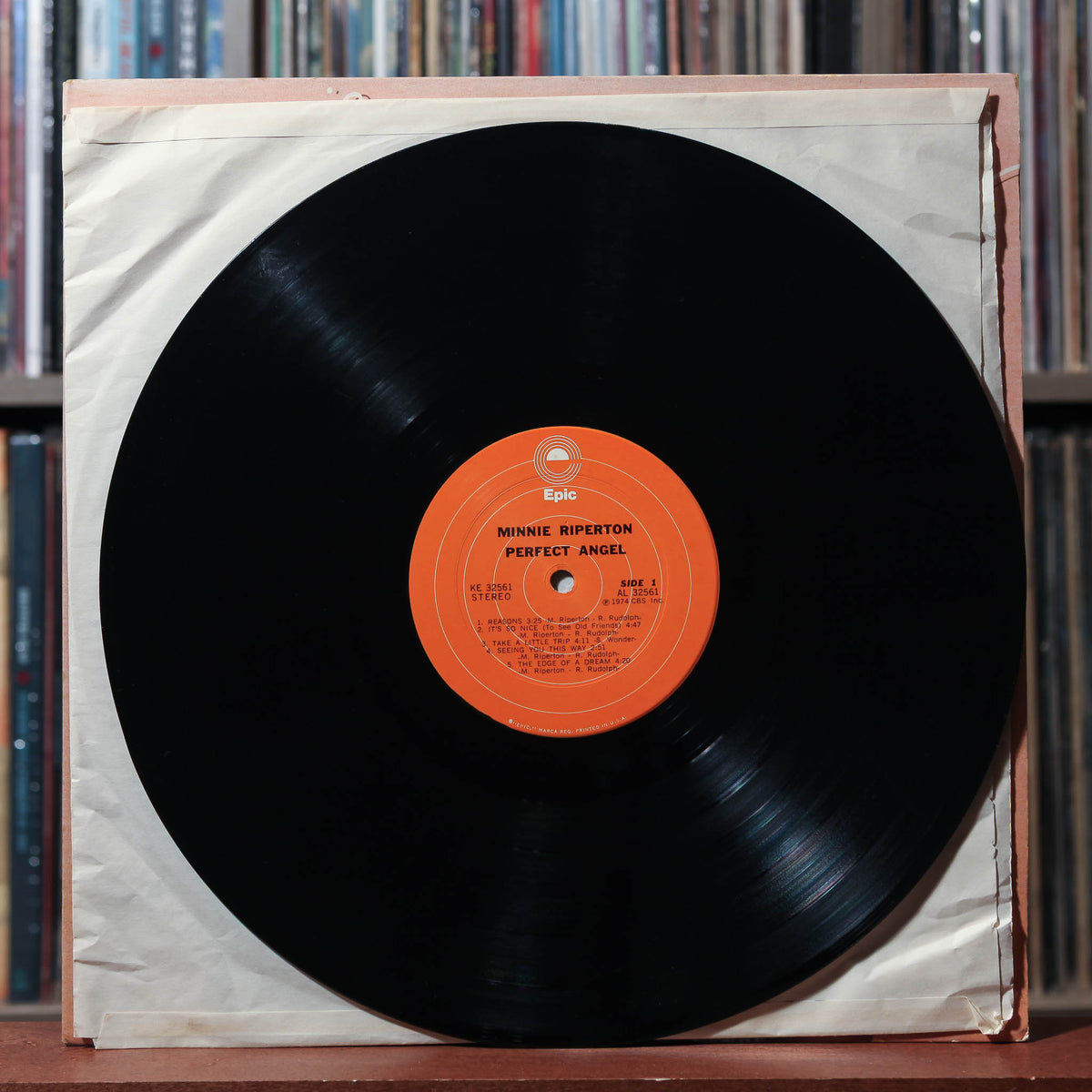 Minnie Riperton - Perfect Angel - 1974 Epic, VG+/VG+ Minnie Riperton - Perfect Angel - 1974 Epic, VG+/VG+