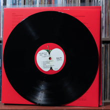 Load image into Gallery viewer, The Beatles - 1962-1966 - 3LP Worldwide 2023 Apple, NM/NM 10