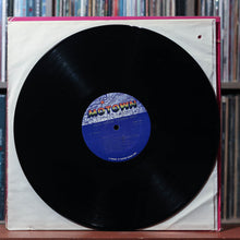 Load image into Gallery viewer, Stevie Wonder - Looking Back - 3LP 1977 Motown, VG/VG 8