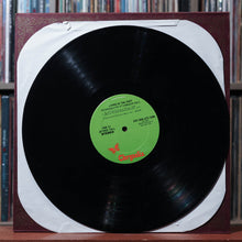 Load image into Gallery viewer, Jethro Tull - Living In The Past - 2LP 1972 Chrysalis, VG+/VG 4