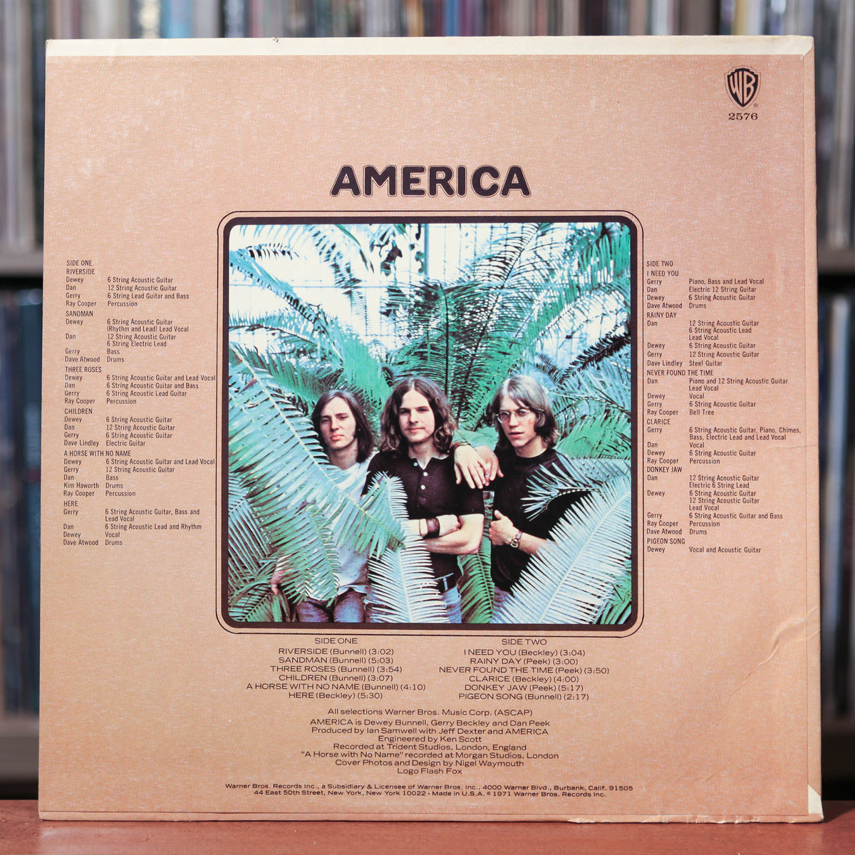 America - Self-Titled - 1971 Warner Bros, VG+/VG