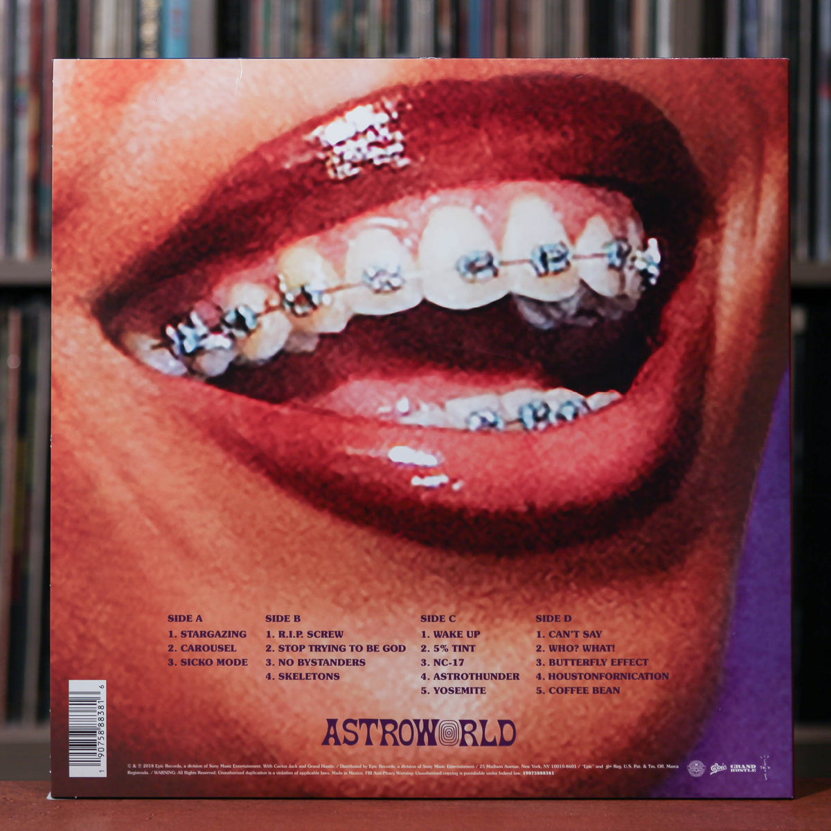 Travis Scott (2) - Astroworld - 2018 Epic, EX/EX