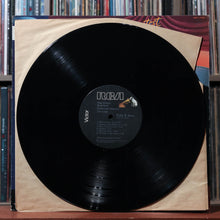 Load image into Gallery viewer, The Kinks - Celluloid Heroes - The Kinks' Greatest - 1976 RCA Victor, VG/VG+ 4
