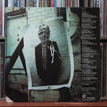 Load image into Gallery viewer, The Who - Odds &amp; Sods - W/ BOOKLET &amp; POSTER 1974 Track Record, VG+/VG+ 2
