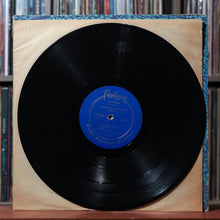 Load image into Gallery viewer, Creedence Clearwater Revival - Creedence Clearwater Revival - 1968 Fantasy VG/VG 3
