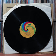 Load image into Gallery viewer, Elton John - Honky Château - 1972 UNI, VG/VG+ 3
