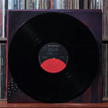 Load image into Gallery viewer, Mötley Crüe - Theatre Of Pain - 1985 Elektra, VG+/VG+ 3
