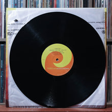 Load image into Gallery viewer, The Beach Boys - Sounds Of Summer - The Very Best Of - w/ SHRINK - 2LP 2016, NM/EX 3
