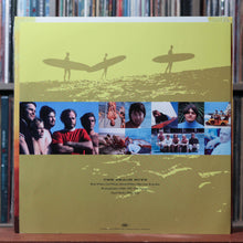 Load image into Gallery viewer, The Beach Boys - Sounds Of Summer - The Very Best Of - w/ SHRINK - 2LP 2016, NM/EX 7
