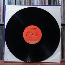 Load image into Gallery viewer, The Beach Boys - Spirit Of America - 2LP 1975 Capitol, VG+/EX 6
