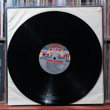 Load image into Gallery viewer, Kiss - Double Platinum - 2LP W/ MERCH &amp; AWARD 1978 Casablanca, VG/VG+ 6

