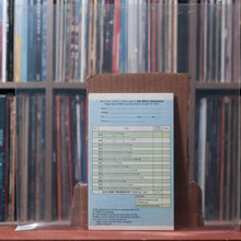 Load image into Gallery viewer, Kiss - Double Platinum - 2LP W/ MERCH &amp; AWARD 1978 Casablanca, VG/VG+ 9

