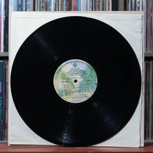 Load image into Gallery viewer, Fleetwood Mac - Rumours - W/ INSERT 1977 Warner Bros., VG/VG 3
