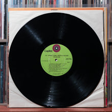 Load image into Gallery viewer, The Beatles - Sgt. Pepper's Lonely Hearts Club Band - W/ INSERT US 1969 Capitol, VG+/EX 4

