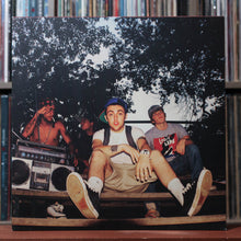 Load image into Gallery viewer, Mac Miller - K.I.D.S. - TRI-COLOR GLITTER ETCHED SIDE 4 - 2LP POSTER 2025, NM/NM 1
