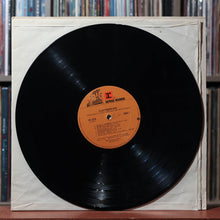 Load image into Gallery viewer, Fleetwood Mac - Fleetwood Mac - W/ INSERT  1975 Reprise 3
