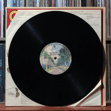 Load image into Gallery viewer, The Grateful Dead - The Best Of: Skeletons From The Closet - 1974, VG/VG+ 4
