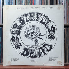 Load image into Gallery viewer, The Grateful Dead - Felt Forum - Dec. 5 1971 - 1970's Laurie, VG/VG 1
