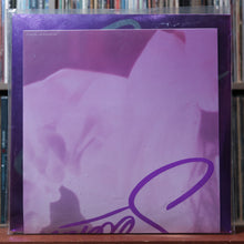 Load image into Gallery viewer, Selena - Ones - Picture Disc - 2LP POSTER 2020 Capitol Latin, VG+/EX 8

