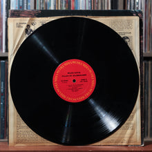 Load image into Gallery viewer, Miles Davis - Filles De Kilimanjaro - 1971 Columbia, VG/VG 4
