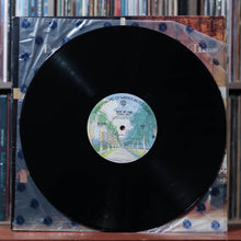 Load image into Gallery viewer, Bonnie Raitt - Takin My Time - 1973 Warner Bros., VG/VG+ 4
