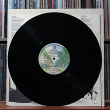Load image into Gallery viewer, Fleetwood Mac - Rumours - INSERT 1977 Warner Bros. Records Inc., VG/VG 3
