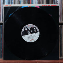 Load image into Gallery viewer, Kiss - Dynasty - 1979 Casablanca, VG+/VG 4
