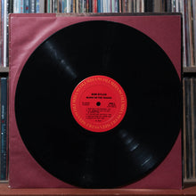 Load image into Gallery viewer, Bob Dylan - Blood On The Tracks - 1975 Columbia 4
