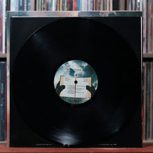 Load image into Gallery viewer, Blue Öyster Cult - On Your Feet Or On Your Knees 2LP - 1975 Columbia, VG+/VG 3
