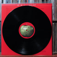 Load image into Gallery viewer, The Beatles - 1962-1966 - 3LP Worldwide 2023 Apple, NM/NM 9
