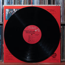 Load image into Gallery viewer, Daryl Hall &amp; John Oates - Along The Red Ledge - w/ SHRINK - 1978 RCA, VG+/EX 3
