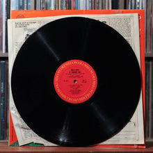 Load image into Gallery viewer, Miles Davis - At Carnegie Hall - w/ SHRINK HYPE - 1971 Columbia, VG+/EX 4
