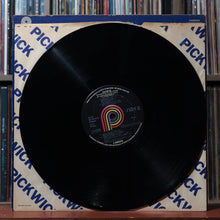 Load image into Gallery viewer, Elvis Presley - Elvis' Christmas Album - 1970 RCA Camden 4

