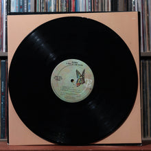 Load image into Gallery viewer, Queen - A Day At The Races - 1976 Elektra, VG/VG+ 4
