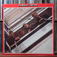 Load image into Gallery viewer, The Beatles - 1962-1966 - 2LP 1973 Apple, VG+/VG+ 1
