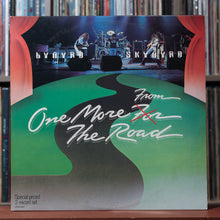 Load image into Gallery viewer, Lynyrd Skynyrd - One More From The Road - 2LP INSERT 1976 MCA, VG/VG+ 1
