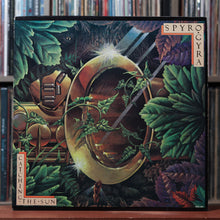 Load image into Gallery viewer, Spyro Gyra - Catching The Sun - 1980 MCA, VG+/EX 1
