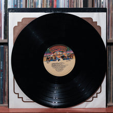 Load image into Gallery viewer, Kiss - Dressed To Kill - 1977 Casablanca, VG/VG+ 4
