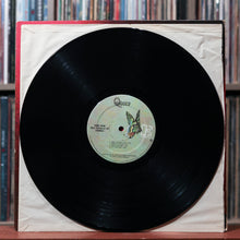 Load image into Gallery viewer, Queen - Queen - 1976 Elektra, VG/VG+ 3
