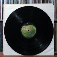 Load image into Gallery viewer, The Beatles - The Beatles - 2LP NUMBERED W/ ALL INSERTS 1968 Apple, VG/VG 5
