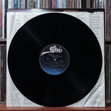 Load image into Gallery viewer, Michael Jackson - Thriller - MISPRINT 1982 Epic, VG+/VG+ 3
