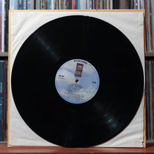 Load image into Gallery viewer, Joni Mitchell - Court And Spark - 1974 Asylum, VG/VG 4

