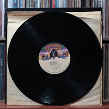Load image into Gallery viewer, Kiss Gene Simmons - Gene Simmons - 1st PRESS ALL INSERTS 1978 Casablanca, VG/VG+ 3
