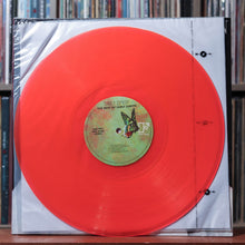 Load image into Gallery viewer, Carly Simon - The Best Of Carly Simon - TRANS RED Vinyl - 2022 Friday, NM/NM 4

