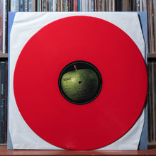 Load image into Gallery viewer, The Beatles - Now And Then / Love Me Do - RED Vinyl - INSERT 2023 Apple, EX/EX 3
