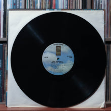 Load image into Gallery viewer, Joni Mitchell, The L.A. Express - Miles Of Aisles - 2LP 1974 Asylum, VG+/VG+ 5
