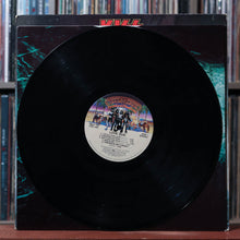 Load image into Gallery viewer, Kiss - Love Gun - 1977 Casablanca, VG/VG 3
