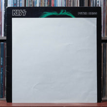 Load image into Gallery viewer, Kiss, Peter Criss - Peter Criss - W/ DEDICATION SHEET 1978 Casablanca, VG/VG 6
