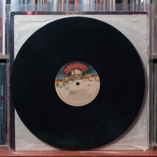 Load image into Gallery viewer, Kiss - Alive! - 2LP 1976 Casablanca, VG/VG 4
